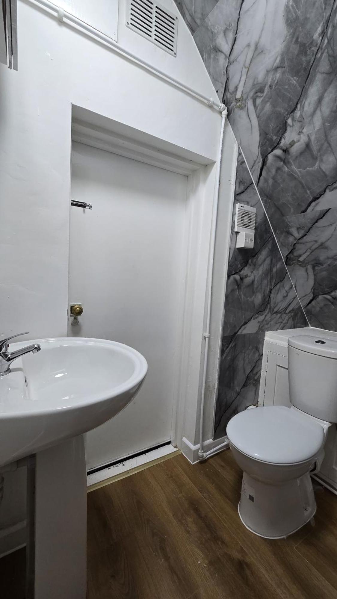 Entire Three Bedroom House In Birmingham Esterno foto